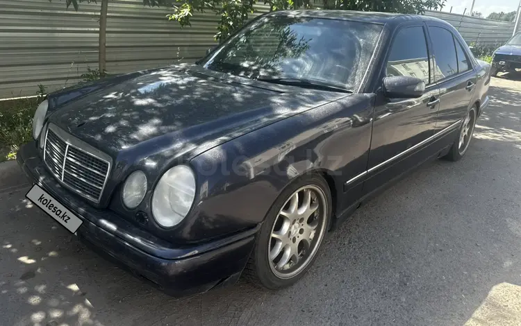 Mercedes-Benz E 280 1999 годаүшін2 700 000 тг. в Алматы