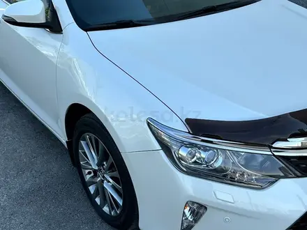 Toyota Camry 2017 года за 14 000 000 тг. в Шымкент – фото 5