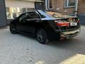 Toyota Camry 2017 года за 13 500 000 тг. в Караганда – фото 2