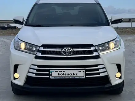 Toyota Highlander 2019 года за 21 000 000 тг. в Туркестан – фото 2