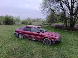 Mitsubishi Galant, 1989