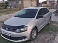 Volkswagen Polo 2015 годаfor4 400 000 тг. в Шымкент – фото 2