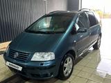 Volkswagen Sharan 2002 годаүшін3 200 000 тг. в Уральск – фото 2