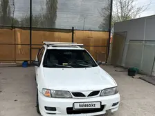 Nissan Almera, 1996
