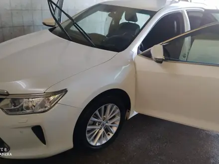 Toyota Camry 2015 года за 11 000 000 тг. в Шымкент – фото 19