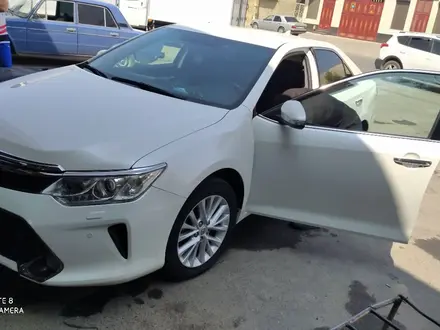 Toyota Camry 2015 года за 11 000 000 тг. в Шымкент – фото 24