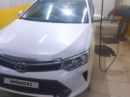 Toyota Camry 2015 года за 11 000 000 тг. в Шымкент – фото 4