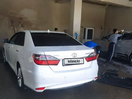 Toyota Camry 2015 года за 11 000 000 тг. в Шымкент – фото 5