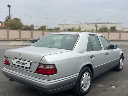 Mercedes-Benz E 280 1994 года за 4 000 000 тг. в Шымкент – фото 5