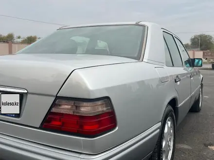 Mercedes-Benz E 280 1994 года за 4 000 000 тг. в Шымкент – фото 6