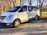 Hyundai H-1 2013 года за 9 800 000 тг. в Астана