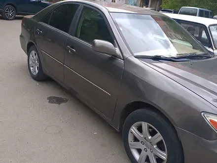 Toyota Camry 2002 года за 4 200 000 тг. в Павлодар – фото 2