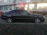 Mercedes-Benz E 230 1996 года за 2 200 000 тг. в Астана – фото 2