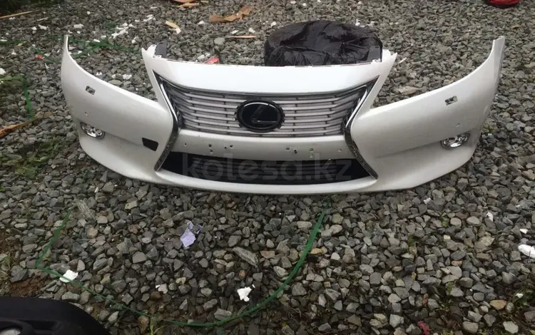 Бампер lexus es250 за 35 000 тг. в Алматы