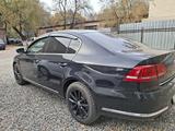 Volkswagen Passat 2011 годаfor6 500 000 тг. в Алматы – фото 3