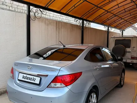 Hyundai Accent 2013 года за 6 000 000 тг. в Актау – фото 4