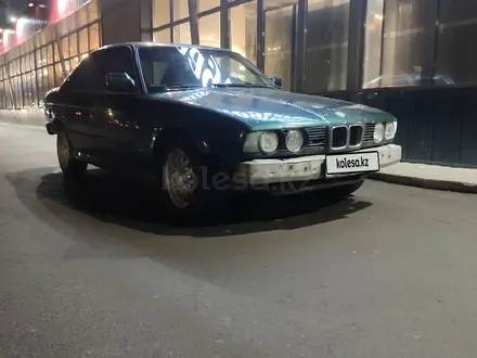 BMW 525 1991 года за 1 200 000 тг. в Усть-Каменогорск – фото 3