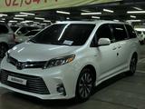 Toyota Sienna 2018 года за 18 800 000 тг. в Алматы – фото 2