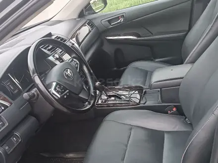 Toyota Camry 2014 года за 10 600 000 тг. в Тараз – фото 25