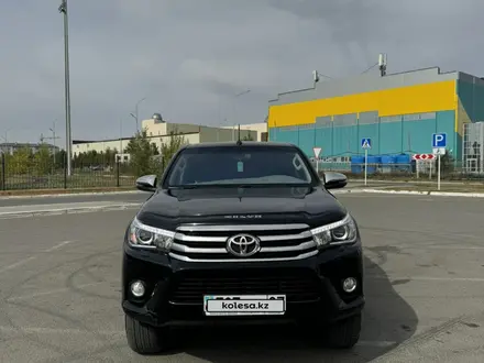 Toyota Hilux 2018 года за 16 000 000 тг. в Уральск – фото 2