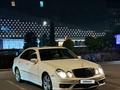 Mercedes-Benz E 320 2003 годаүшін4 140 000 тг. в Алматы – фото 4