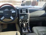 Chrysler 300C 2005 года за 4 000 000 тг. в Уральск – фото 4