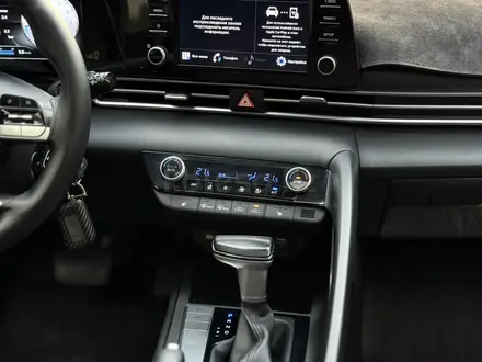 Hyundai Elantra 2023 года за 8 700 000 тг. в Шымкент – фото 18