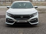 Honda Civic 2021 года за 12 500 000 тг. в Караганда – фото 2