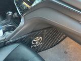 Toyota Camry 2021 года за 13 500 000 тг. в Шымкент – фото 5