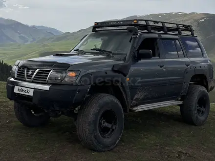 Nissan Patrol 2003 года за 9 500 000 тг. в Алматы