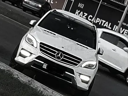 Mercedes-Benz ML 400 2014 года за 16 500 000 тг. в Астана – фото 2