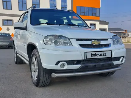 Chevrolet Niva 2015 года за 4 500 000 тг. в Шымкент