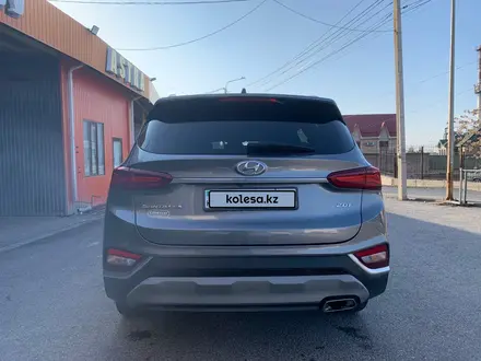Hyundai Santa Fe 2018 года за 10 900 000 тг. в Шымкент – фото 4