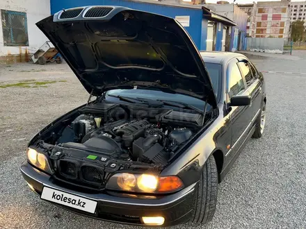 BMW 523 1997 года за 3 850 000 тг. в Рудный – фото 9