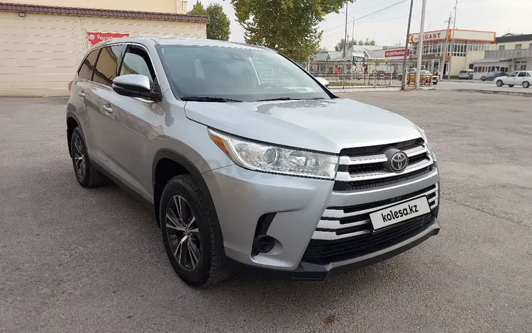 Toyota Highlander 2019 годаfor17 000 000 тг. в Шымкент