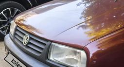 Volkswagen Vento 1992 года за 1 800 000 тг. в Уральск – фото 2