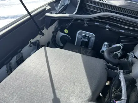 Toyota Land Cruiser 2020 года за 39 000 000 тг. в Усть-Каменогорск – фото 25