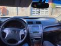 Toyota Camry 2008 годаүшін4 500 000 тг. в Атырау – фото 9