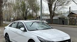 Hyundai Elantra 2023 года за 13 500 000 тг. в Алматы – фото 3