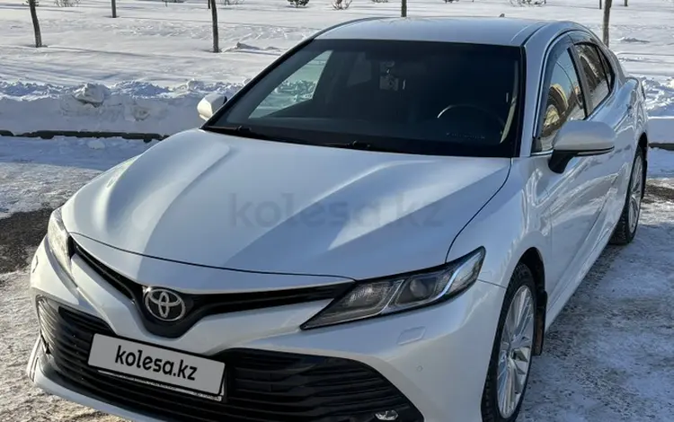 Toyota Camry 2020 годаүшін13 900 000 тг. в Астана