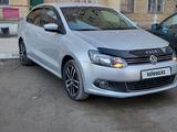 Volkswagen Polo 2013 года за 4 900 000 тг. в Актобе – фото 2