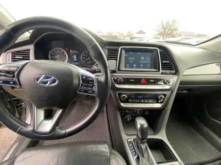 Hyundai Sonata 2018 года за 5 610 000 тг. в Алматы – фото 9