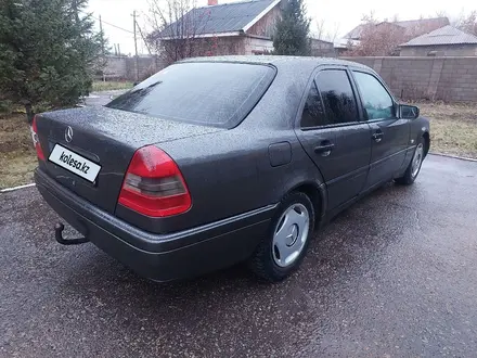 Mercedes-Benz C 200 1996 года за 1 900 000 тг. в Астана – фото 3