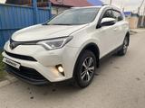 Toyota RAV4 2016 года за 10 500 000 тг. в Алматы