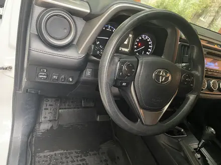 Toyota RAV4 2016 года за 10 500 000 тг. в Алматы – фото 15