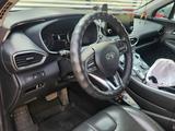 Hyundai Santa Fe 2021 года за 11 000 000 тг. в Алматы – фото 4