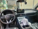Hyundai Santa Fe 2021 года за 11 000 000 тг. в Алматы – фото 5