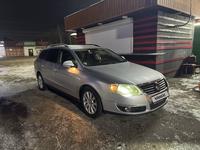 Volkswagen Passat 2010 года за 5 500 000 тг. в Шымкент