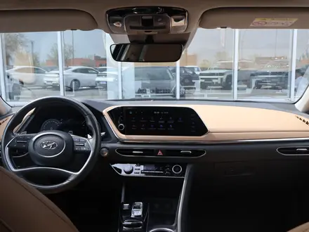Hyundai Sonata Luxe 2022 года за 11 190 000 тг. в Астана – фото 15