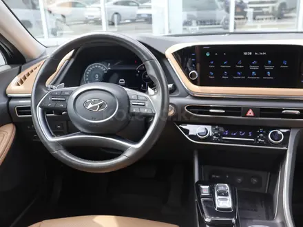 Hyundai Sonata Luxe 2022 года за 11 190 000 тг. в Астана – фото 16